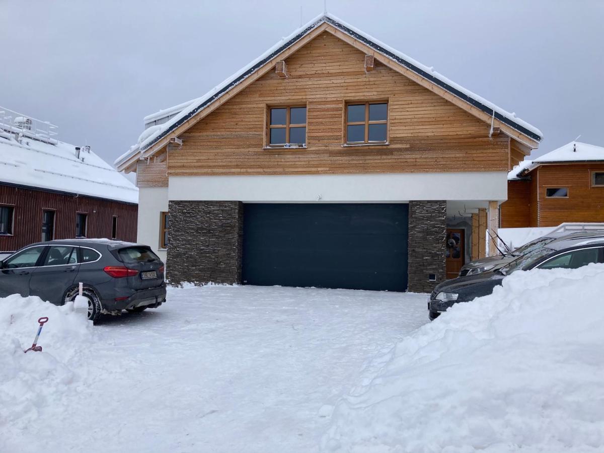 Apartmány Hacienda Boží Dar Exterior foto
